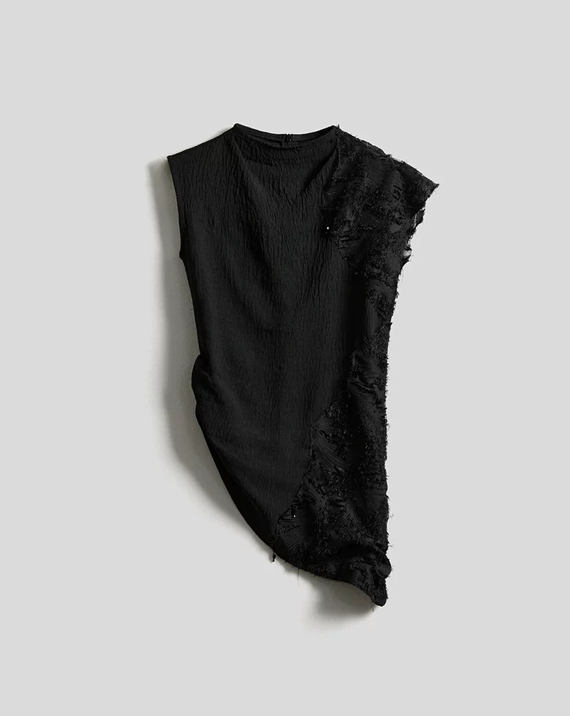 asymmetry T-shirt